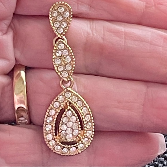 Gold Tone And Crystal Pear Shaped Drop Earrings - Picture 8 of 9